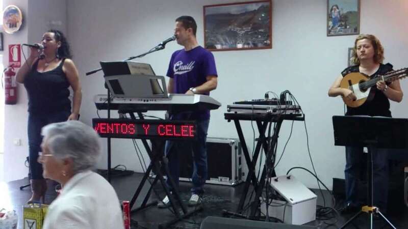 La orquesta Nueva Imagen y su Bandurria/TA.